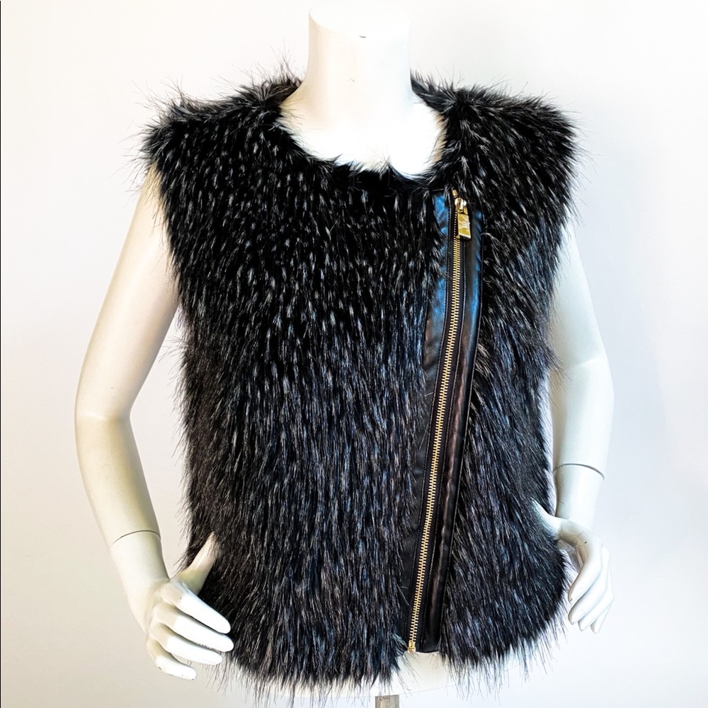 Vince Camuto Faux Fur Vest Sz M MSRP $199 NWOT
